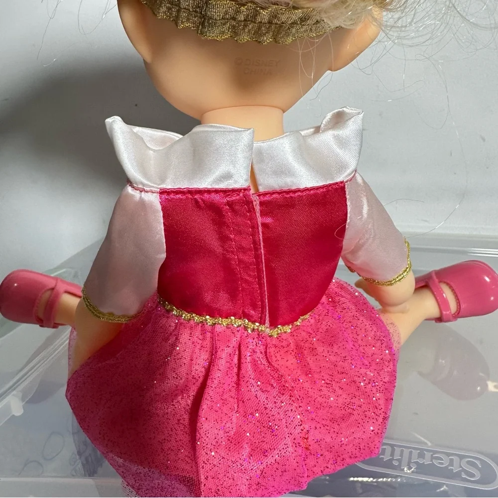Disney Princess‎ Aurora Toddler Doll Pink Dress Purple Eyes Blonde Hair 16 inch